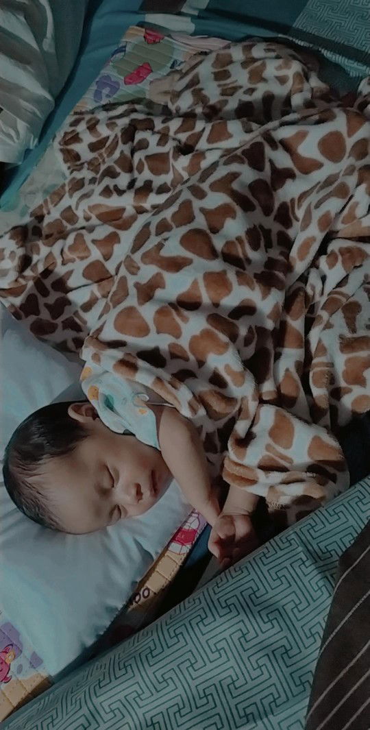 utari priananda profile icon