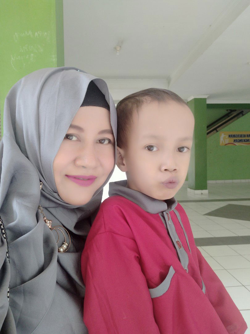 Maia Rachma profile icon