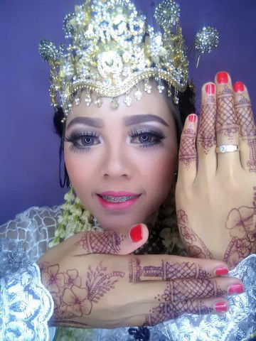 Yethi Jumiati profile icon