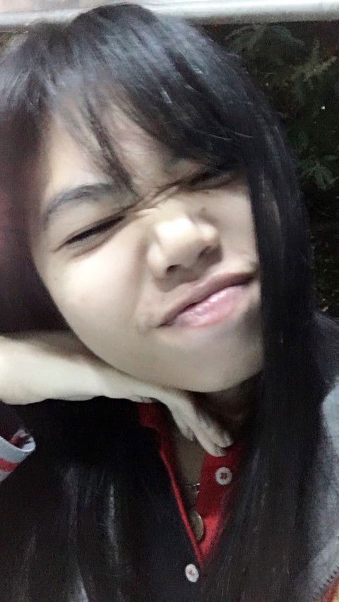 น้ำ เน่า. profile icon