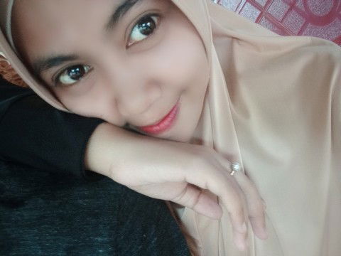 Tusti Pramesti profile icon