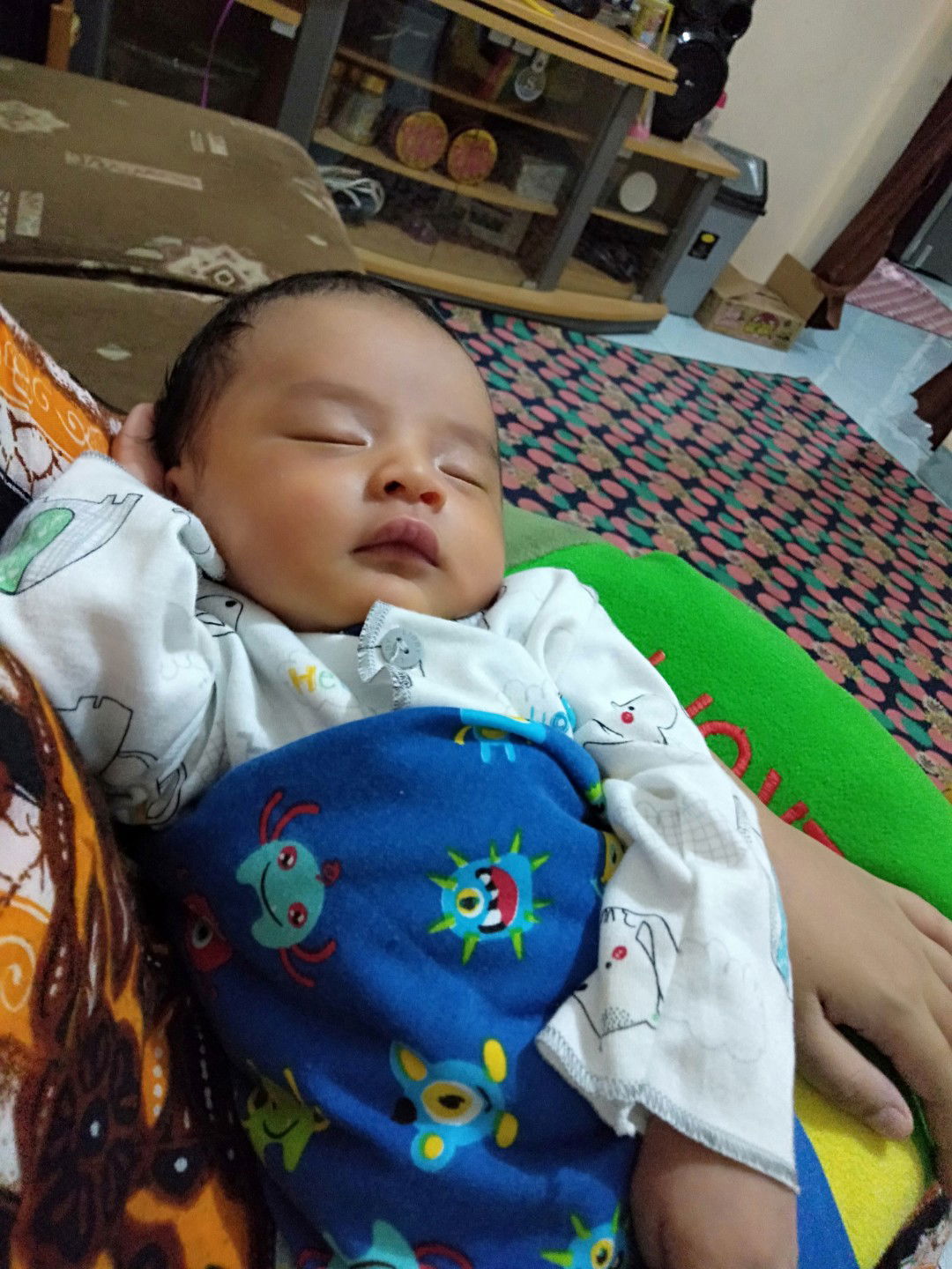 Icha Ismayanti profile icon