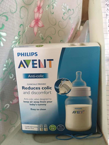 FOR SALE AVENT CLASSIC twin bottles 9oz