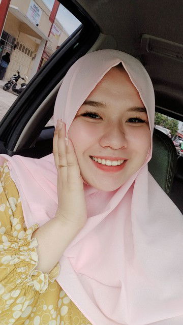 Fitri Yanti profile icon