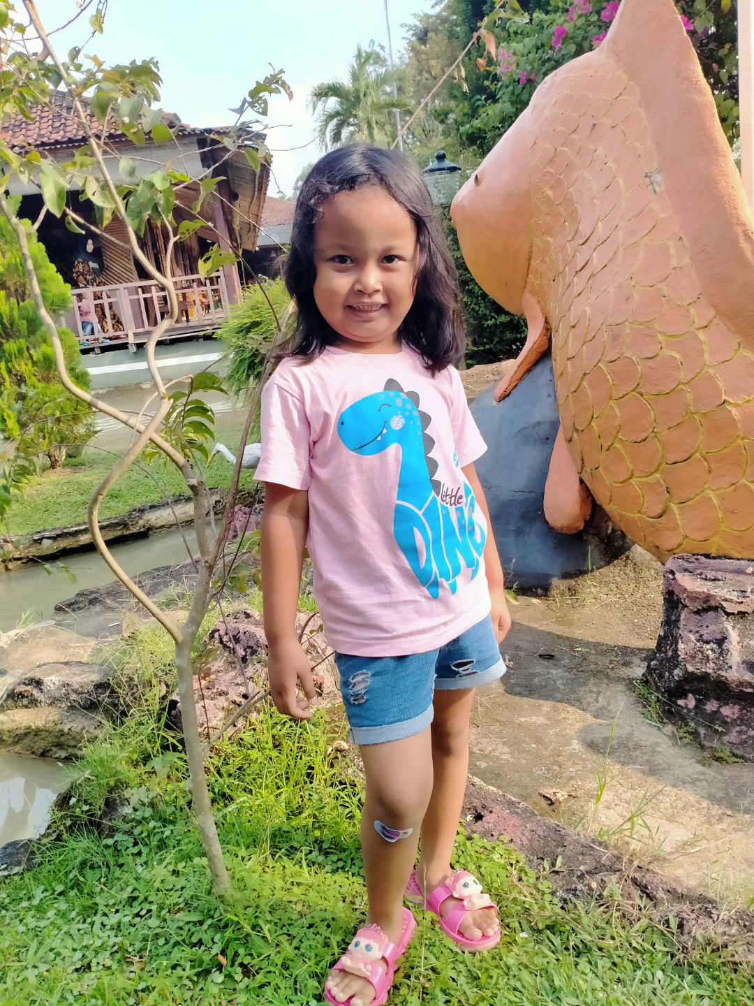 dwi puji astuti profile icon