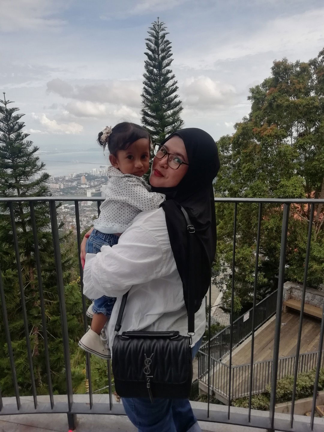 Adibah Rosidi profile icon