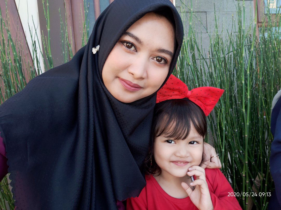 Risma Widya profile icon