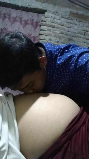 dewi ernawati profile icon