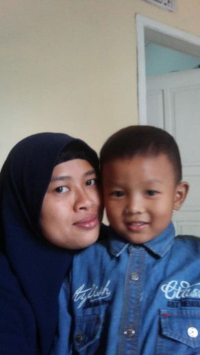 Ika Oktiana profile icon