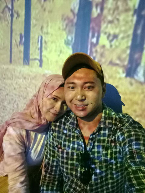 Dwi Yulianti profile icon