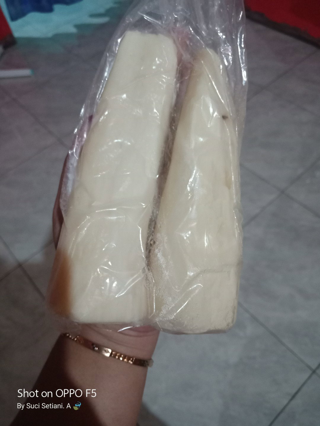 tape singkong
