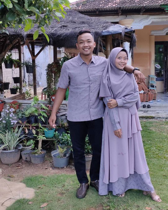 Dwi Wiji Lestari profile icon