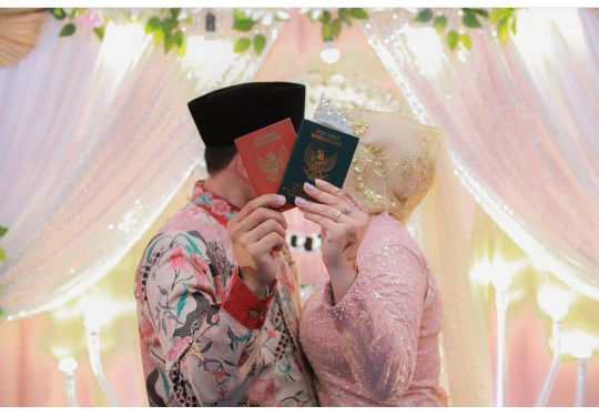 Miss Lurie profile icon