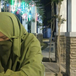 Nunung Dwita profile icon