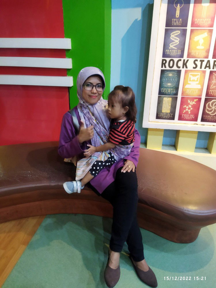 Rizka Emilia profile icon