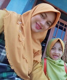 Rida Nurlina profile icon