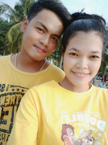 rujirada profile icon