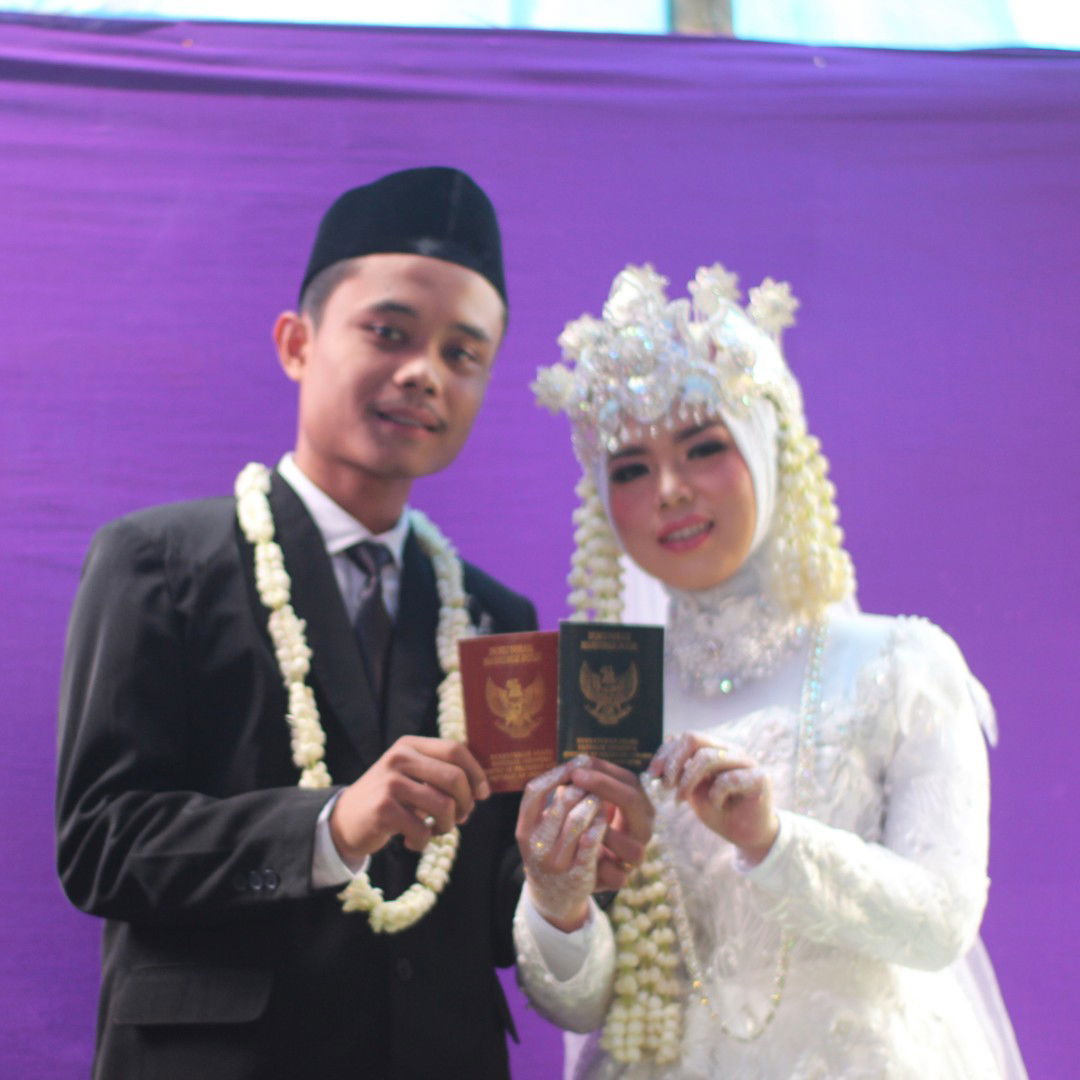 Eva Yunita profile icon