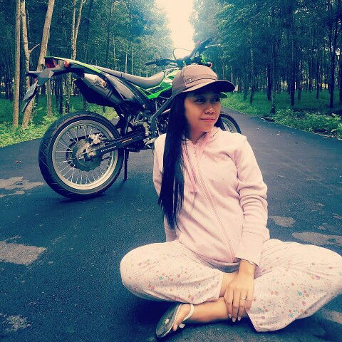 Dwi Irnawati profile icon