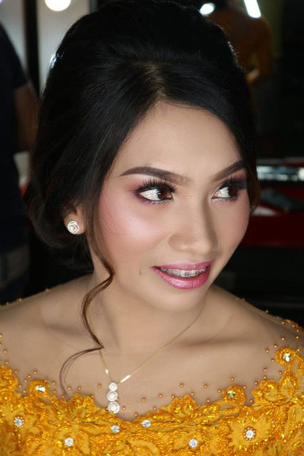 RONA ULI SIMBOLON profile icon