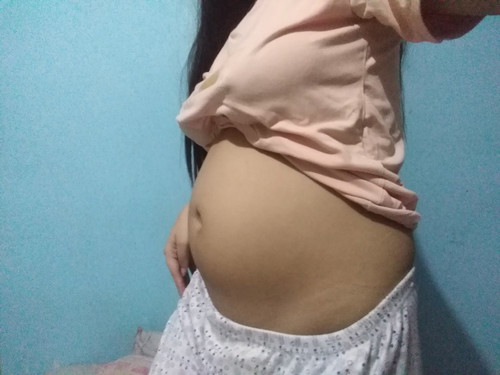 5 Months Pregnant, GIRL OR BOY?