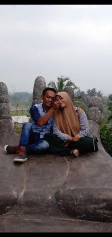 Andini Putri profile icon