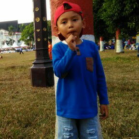 ayu afriani profile icon