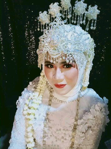 Siti Rosiyah profile icon