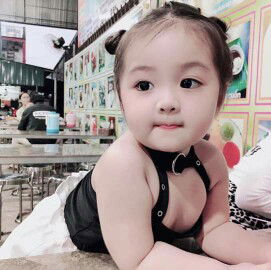 Sharine Nazira profile icon