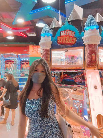 Myrine Nuevas profile icon