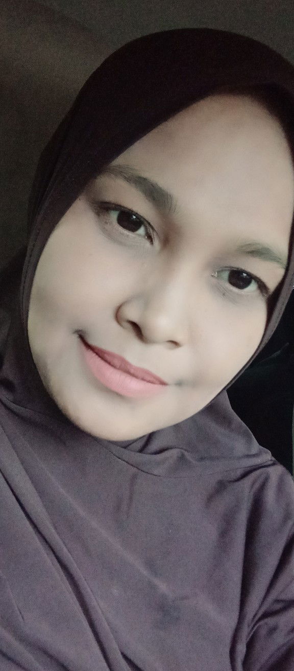 Intan Aprilia profile icon