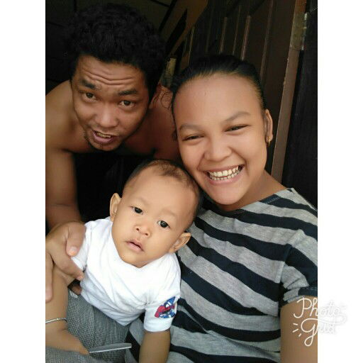 Riswanti Pasaribu profile icon