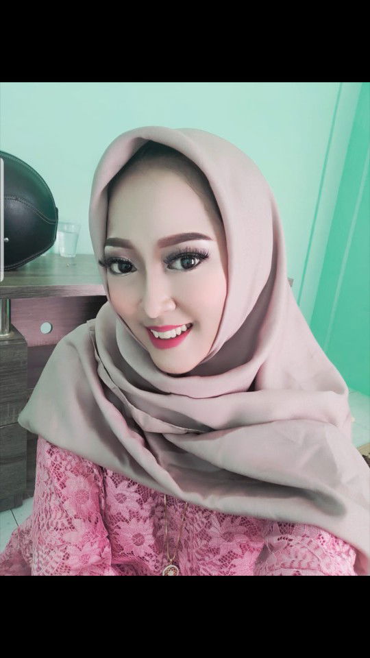 Yusrina ilmamina Adani profile icon