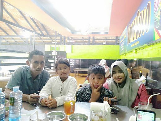 Aulia Hartaty profile icon