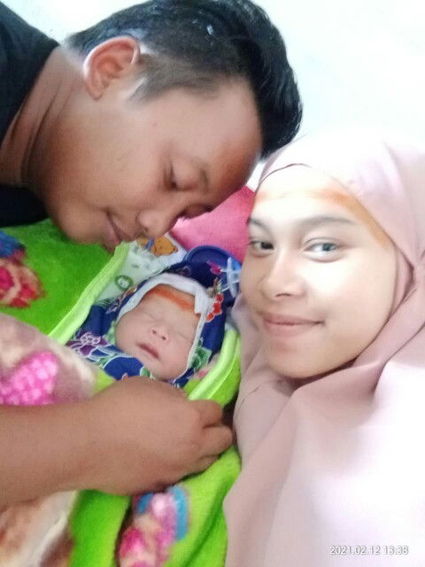 Sri wahyuni profile icon