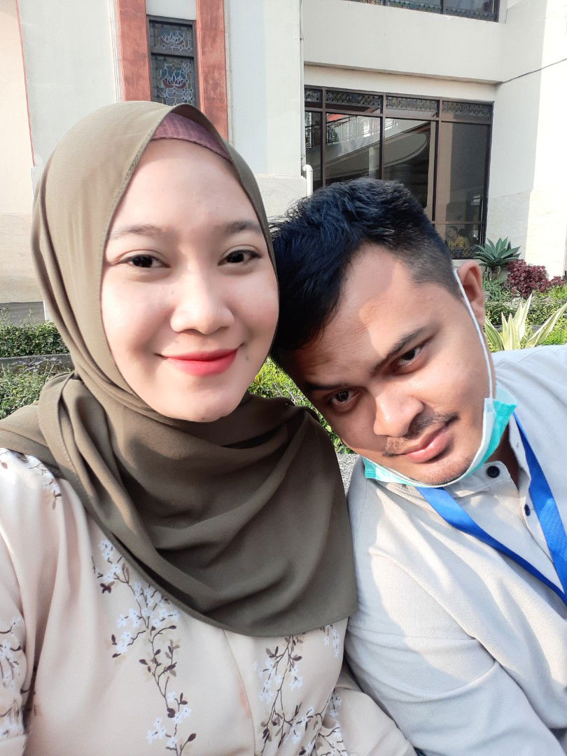 Tuti Adriliyani profile icon