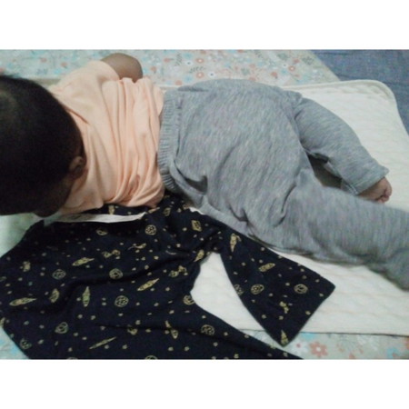 ชุดบอดี้สูทเซท2ตัวของใช้เด็กอ่อนสภาพดี