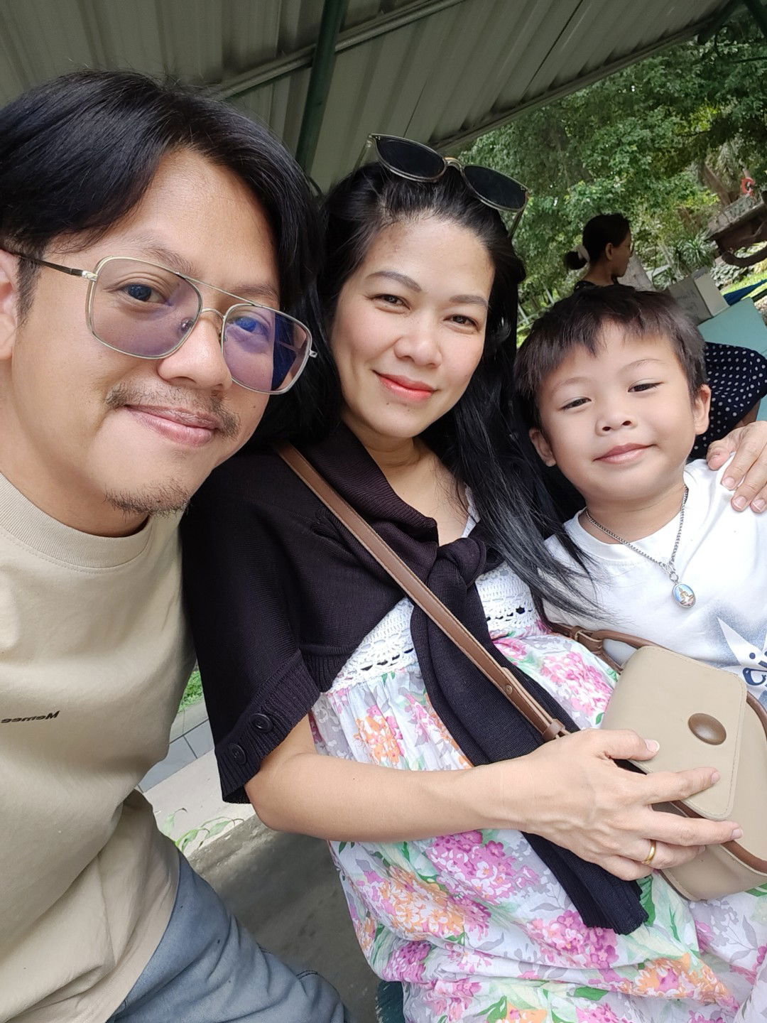 พ่อน้องสองมา profile icon