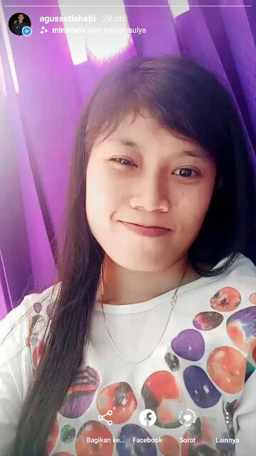 rina desti profile icon