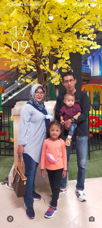 Feni Ramadaniati profile icon