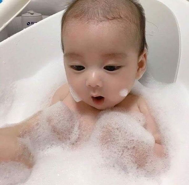 Aom Natthaporn profile icon