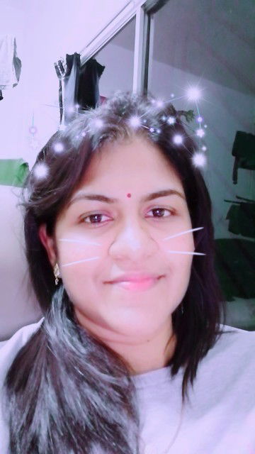 Komalah Manoharan profile icon