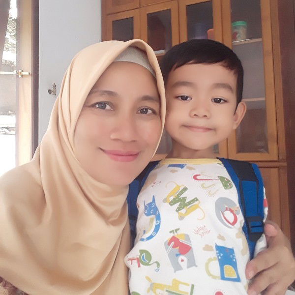 nurul liana lestari profile icon