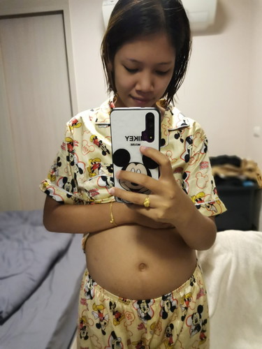 ขอดูท้องแม่ๆ 10 วีคหน่อยค่ะ ของเรา 10+2 น้ำหนัก54โล มีคนบอกว่าเหมือนท้อง5เดือน ลูกคนแรกคร้า