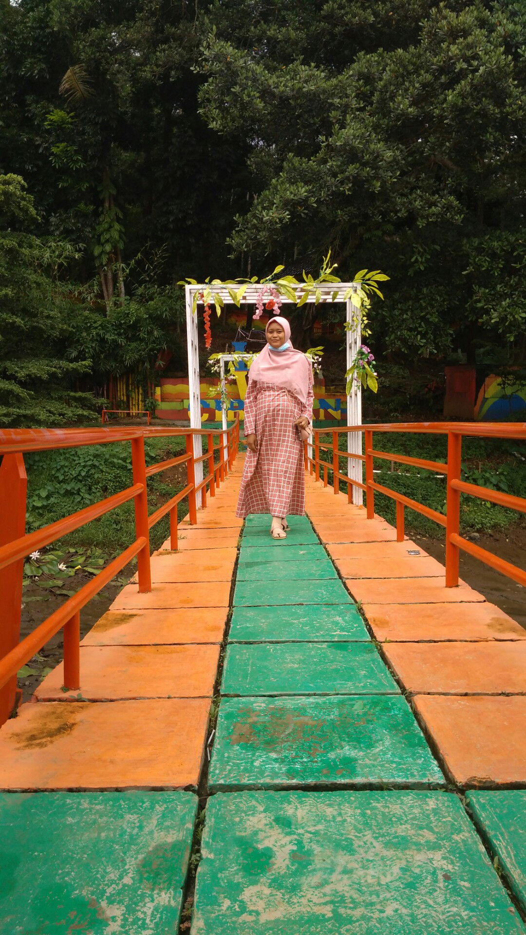 Ratna fardilah profile icon