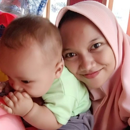 Rully Aprilianti profile icon