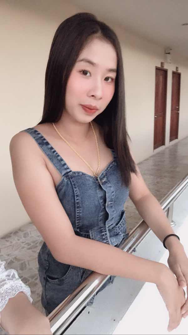 รจนา พูนทองเสน profile icon