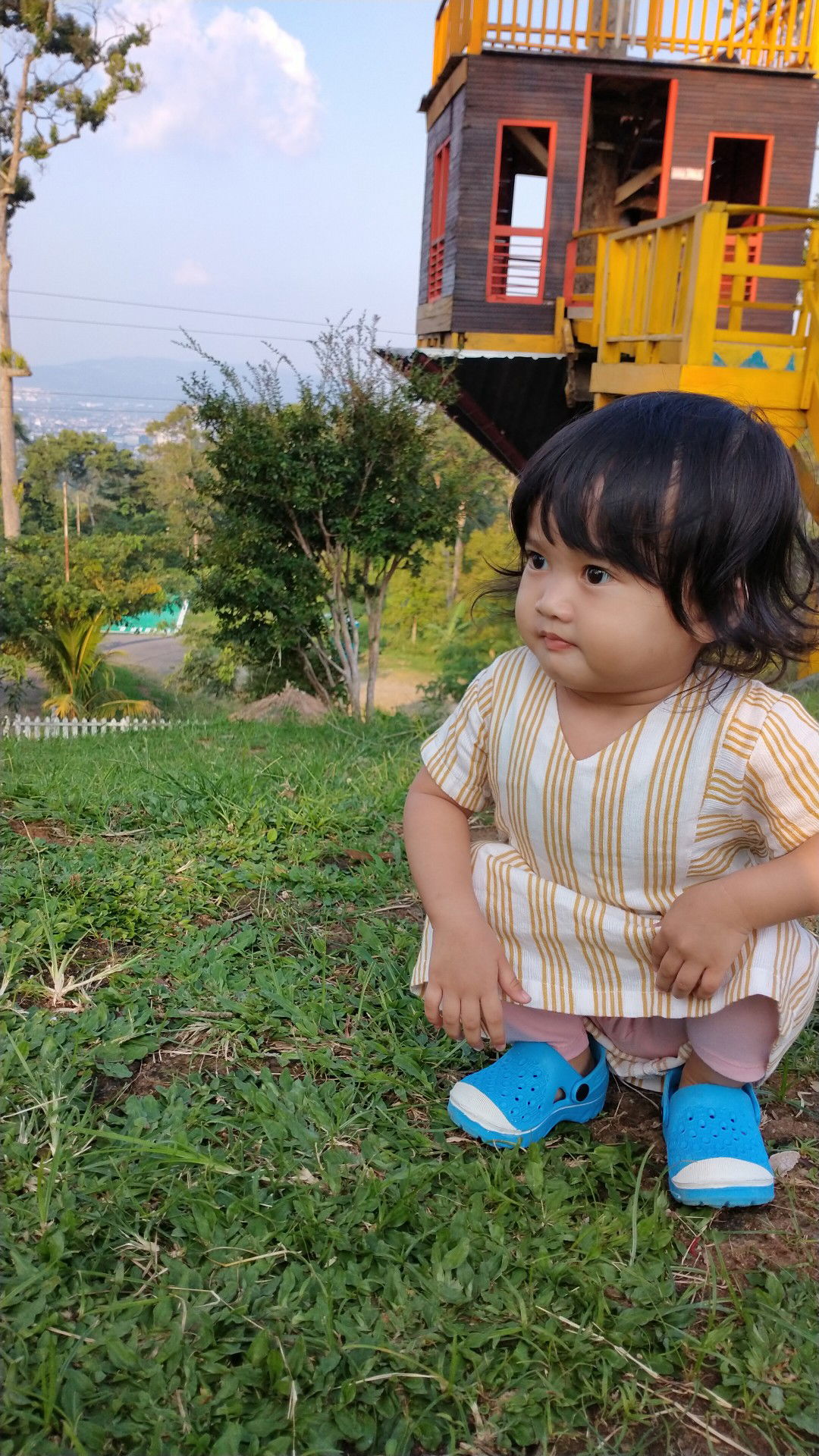 Ayu Viska Apriana Iskandar profile icon