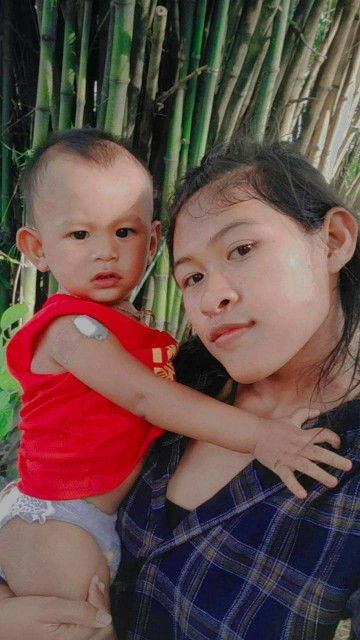 พลอย ว่ะ'ว่ะ profile icon