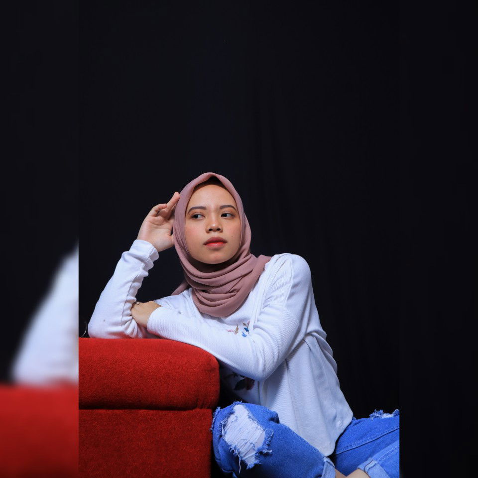 Sri Rahayu profile icon